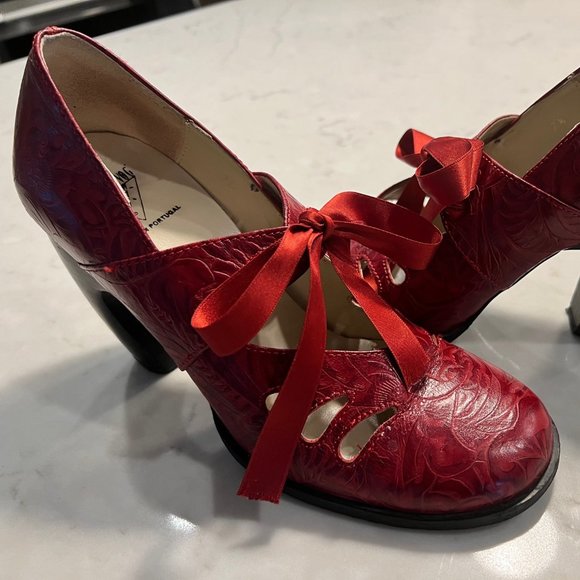 John Fluevog vintage Mary Jane heels, size 7.5 - Picture 1 of 8